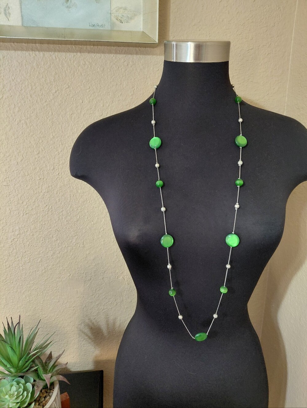 Silver Emerald Green Bead Necklace